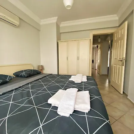 Sunset Club Sea House Beachfront & Sea View شقة *