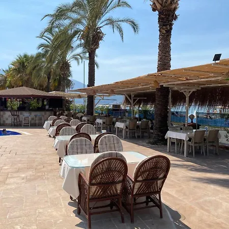 شقة Sunset Club Sea House Beachfront & Sea View فتحية